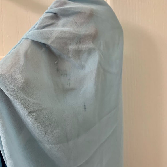 NWT Abercrombie Twist Front Blouse - Picture 4 of 8